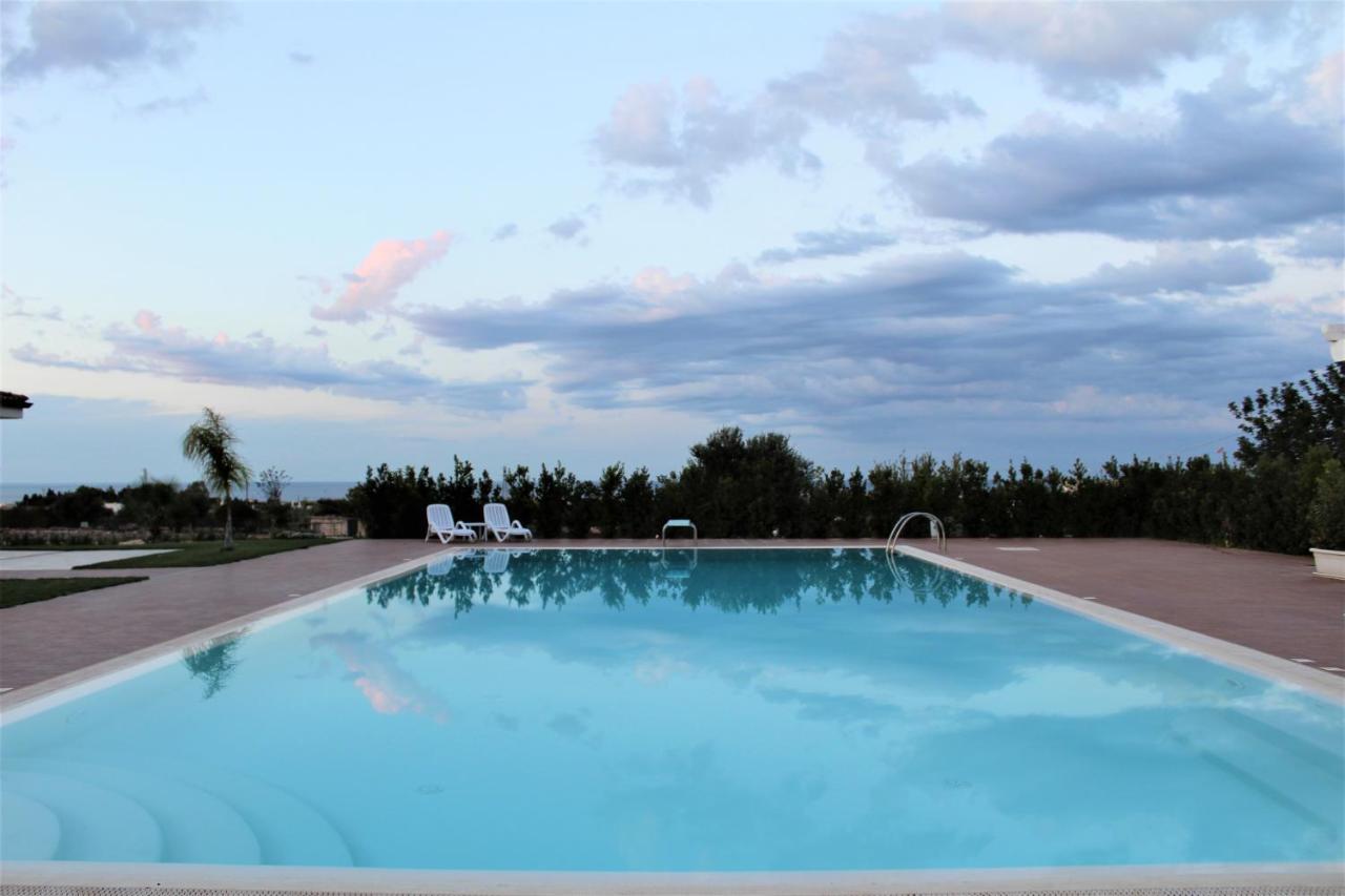 Villa Maria - Apartments In Villa With Pool Polignano a Mare Exteriör bild