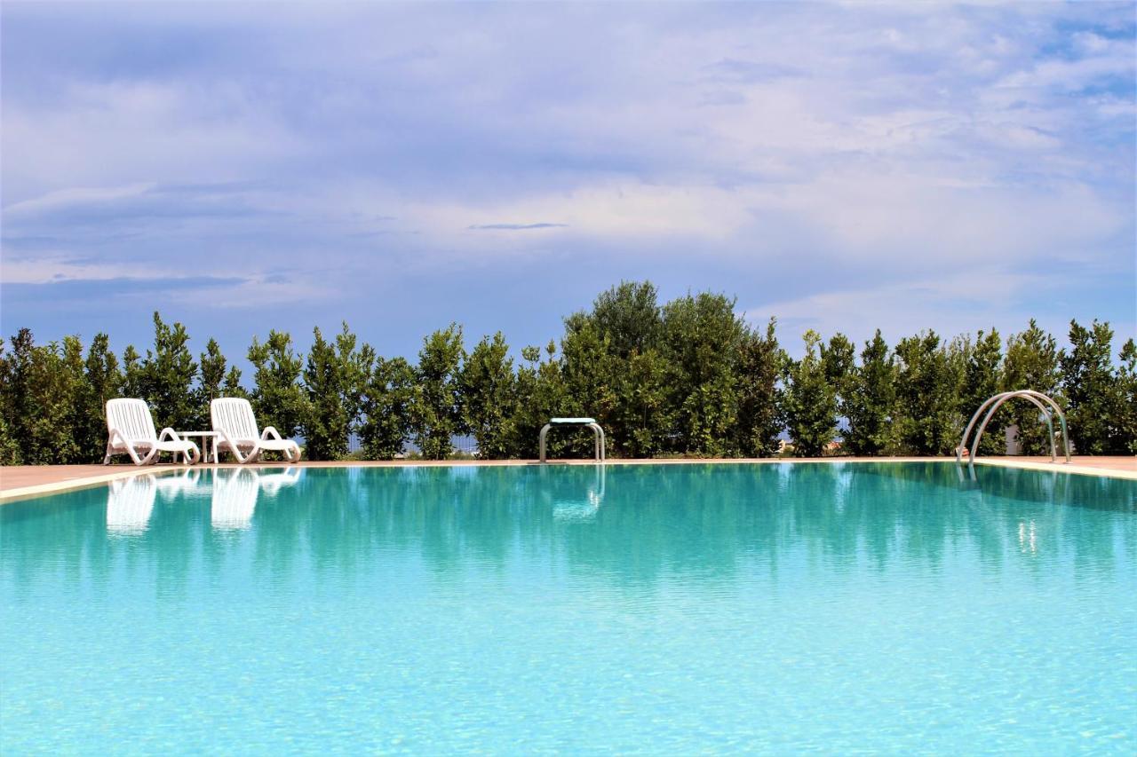 Villa Maria - Apartments In Villa With Pool Polignano a Mare Exteriör bild